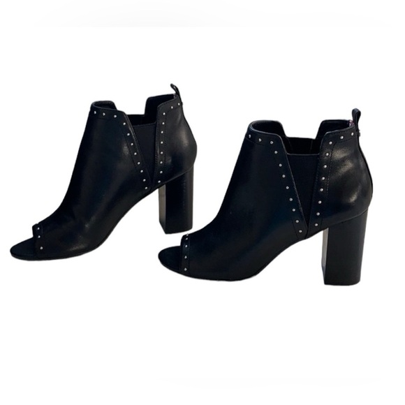 Tommy Hilfiger Shoes - Women’s Tommy Hilfiger Black Open Toe Ankle Boot Size 6